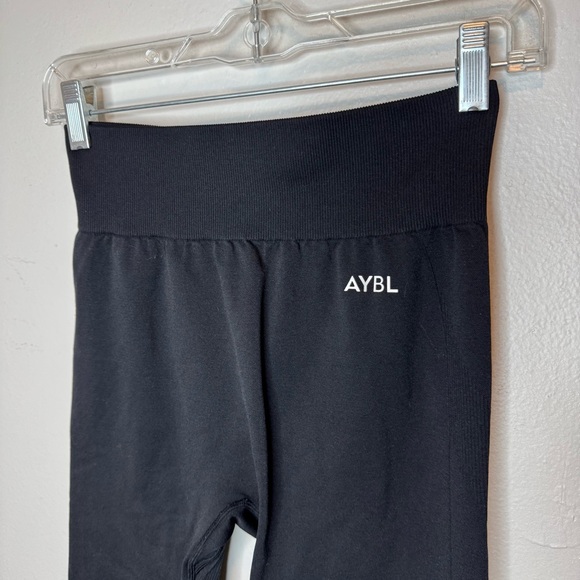 Aybl Adapt Seamless Leggings in Black Medium - Picture 7 of 10